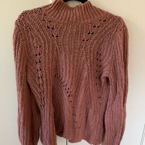 Lucky pale pink turtle neck